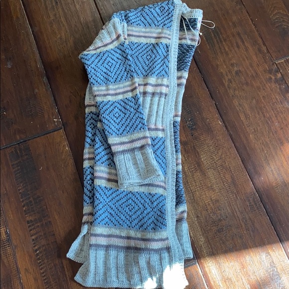 Hippie Rose Cardigan Sweater - Picture 3 of 4